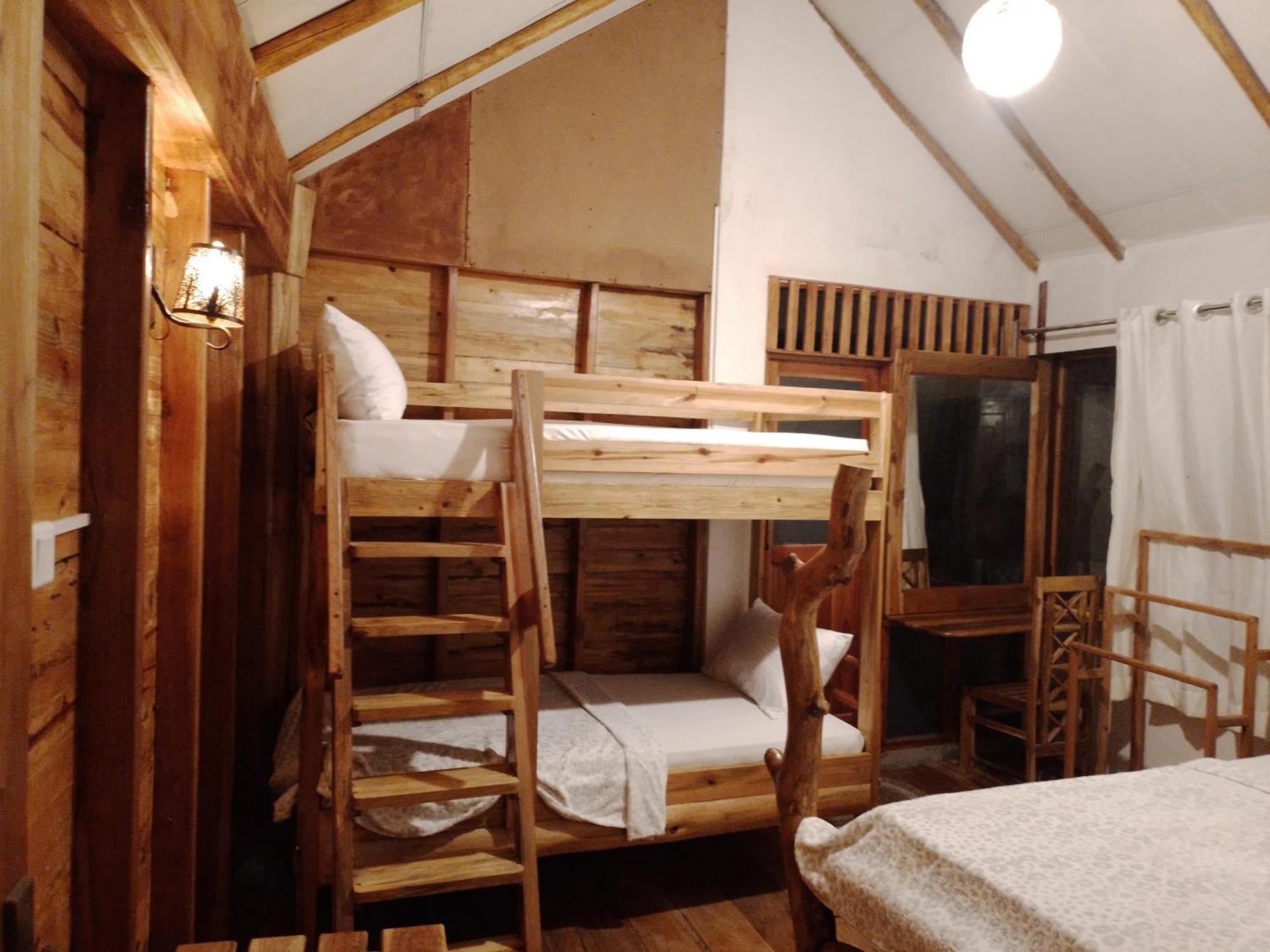 Lamiaceae Wood Cabin Ella Eksteriør bilde