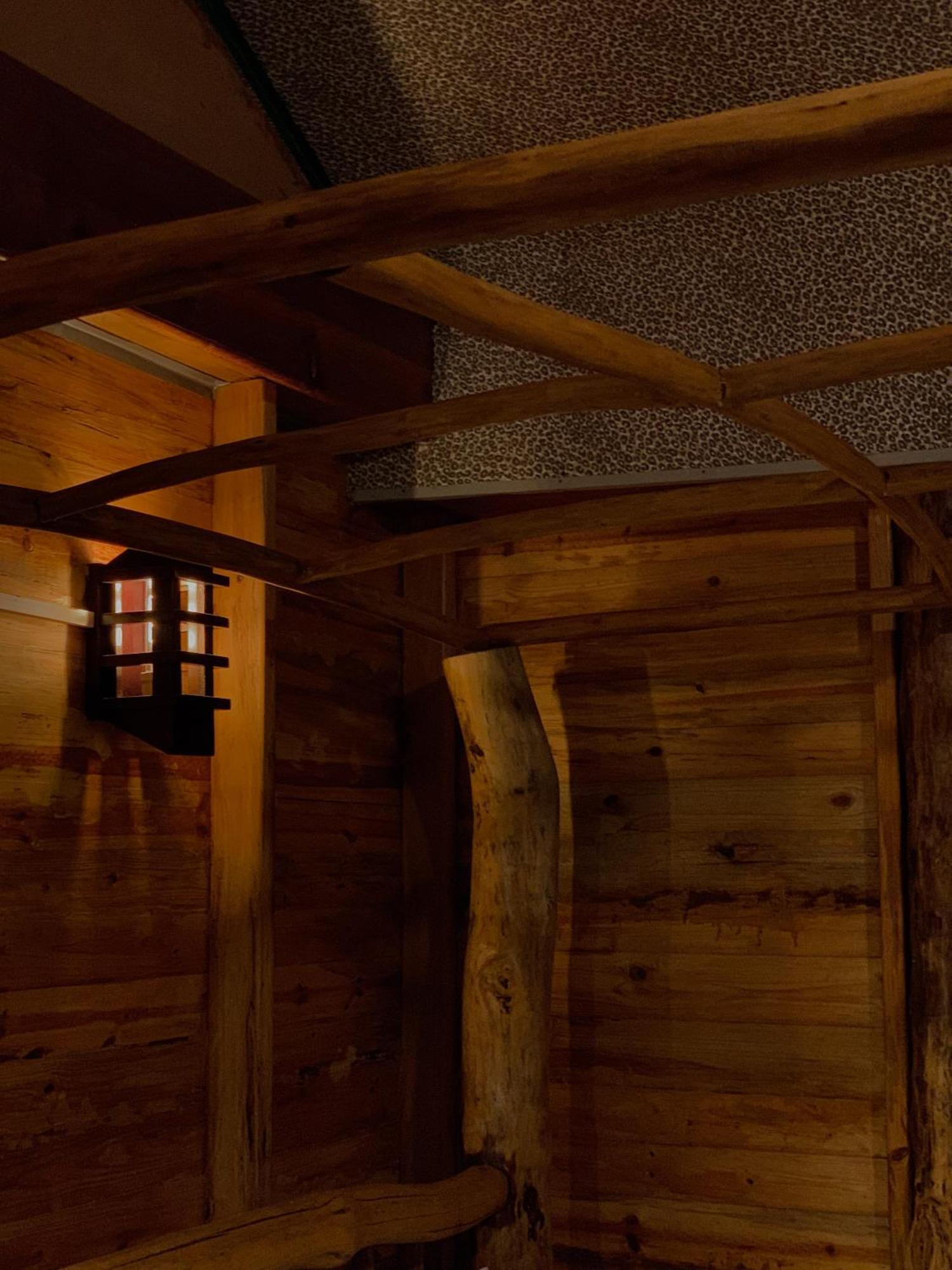 Lamiaceae Wood Cabin Ella Eksteriør bilde