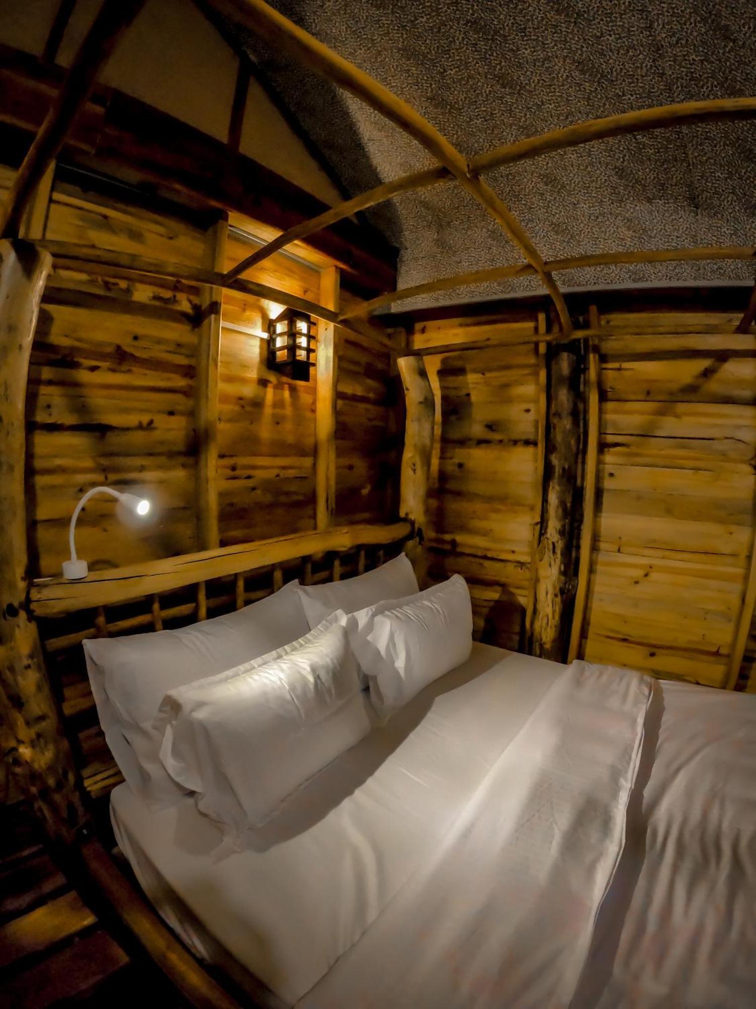 Lamiaceae Wood Cabin Ella Eksteriør bilde